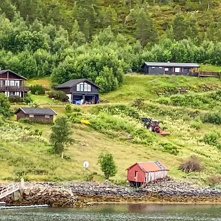 Cozy In Hellandsjoen With Kitchen Snildal
